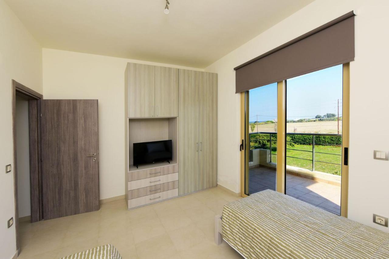 Stelia Luxury Apartments Kalavárda Екстериор снимка