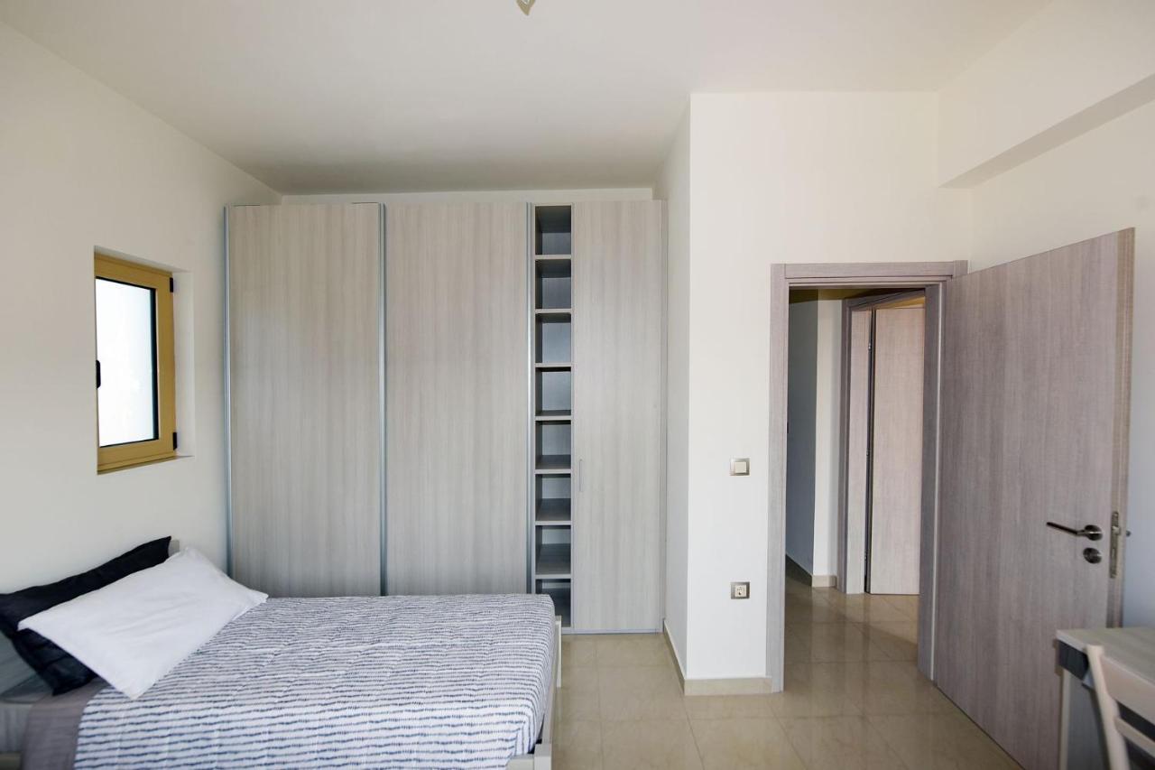 Stelia Luxury Apartments Kalavárda Екстериор снимка